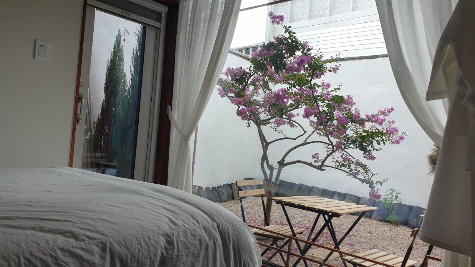 El House Hotel Kjongdzsu Kültér fotó